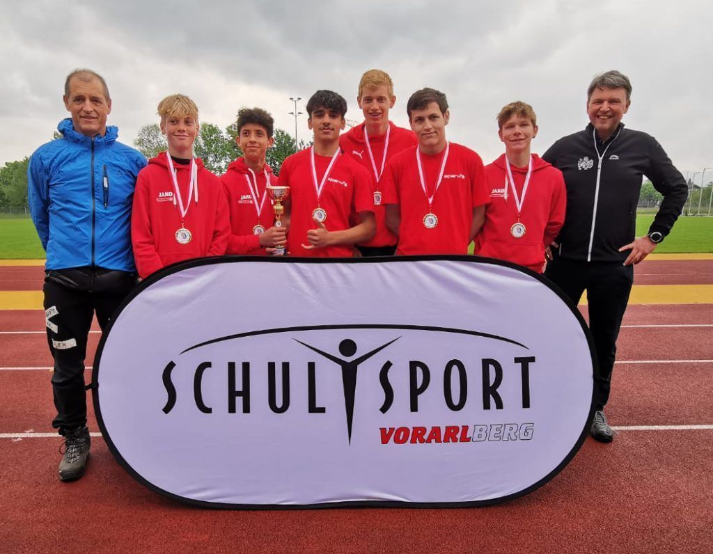 Leichtathleten der SMS Hohenems und Wolfurt bei Schul Olympics top