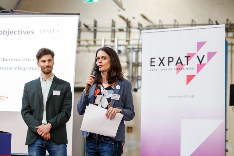 Geschäftsführerin Claudia Neumayr mit Community Manager Jakob Sieber. <span class="copyright">Expatservice/A.Böhler</span>