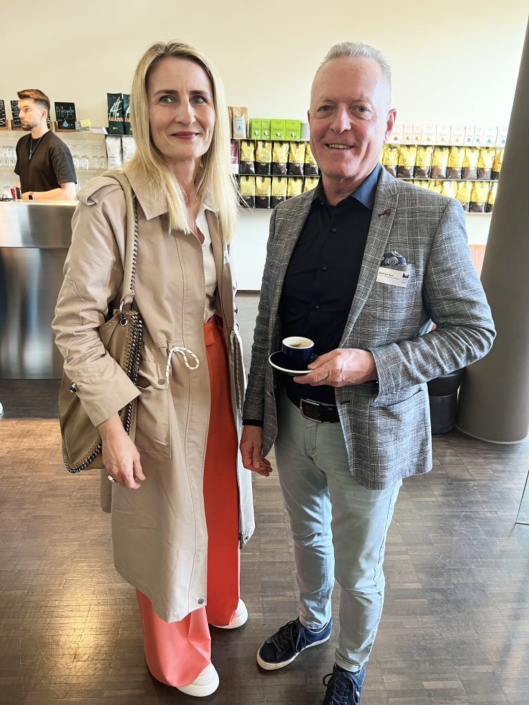 Birgit Hefel und Wolfram Auer kamen zum Kaffee-Event.
