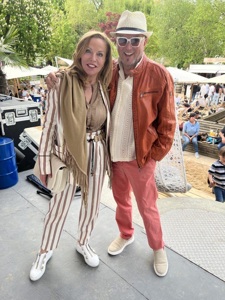 Catrin und Heinz Wendel im Beach Look.