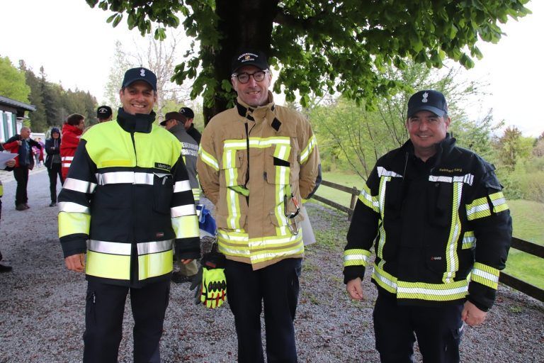 Abschnittsbrandinspektor Martin Lecher, Kommandant Markus Nenning (OF Bildstein) und Bezirkskommandant Reinhard Karg.