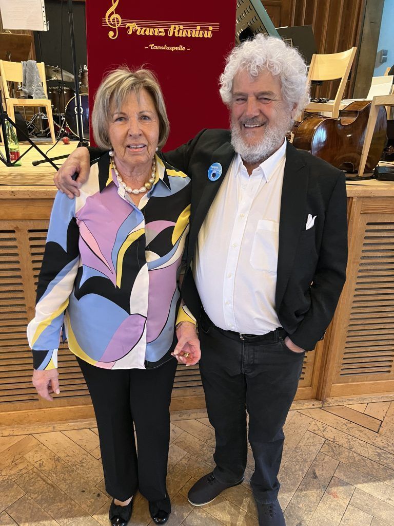 Förderkreismitglieder: Ingrid Gschossmann und Walter Fink.