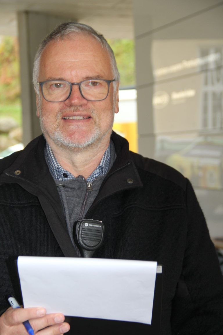 „Gerade bei den Schulen wollen wir den Teamgeist mit der Klassenwertung hochhalten“, sagt Elmar Egg, Geschäftsführer der Schanzenanlage im Montafon.