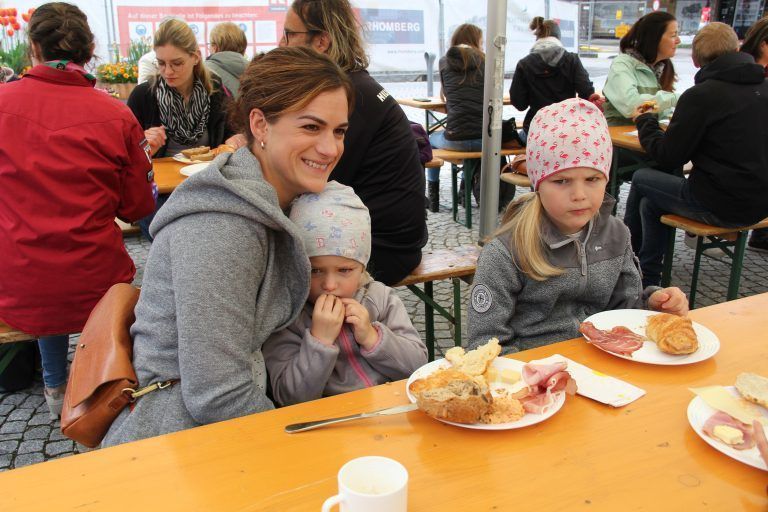 Madita, Enea und Mama Martina waren auch mit von der Partie. <span class="copyright">str</span>
