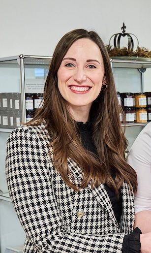 Nathalie Heinisch vom Lustenau Marketing soll sich um Gastro-Lösungen am blauen Platz für den Sommer kümmern. <span class="copyright">VN</span>