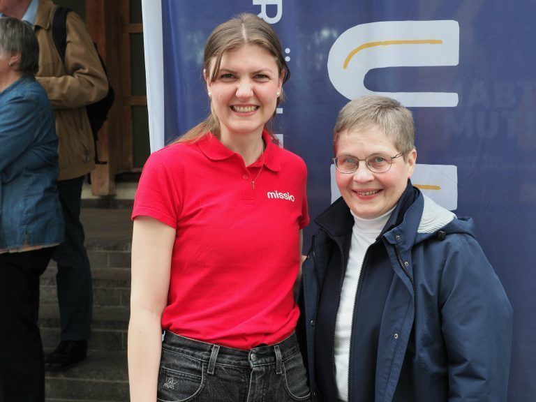 Tabea Planz (Head of young Missio) mit Sr. Pauline (Geistl. Familie Das Werk).