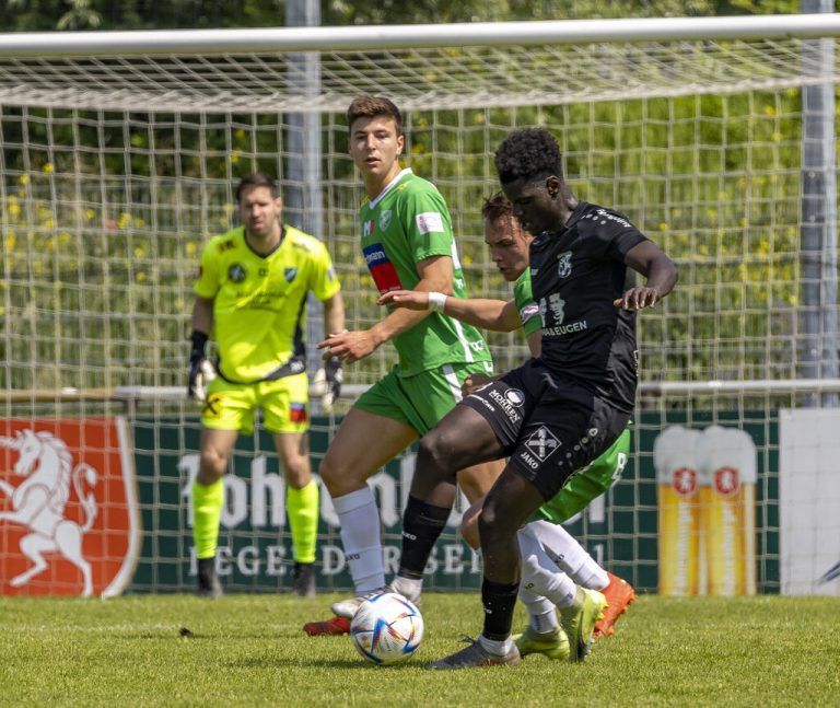 Acht Tore im Spiel gegen den DSV, doch Lauterach verlor 3:5.Paulitsch