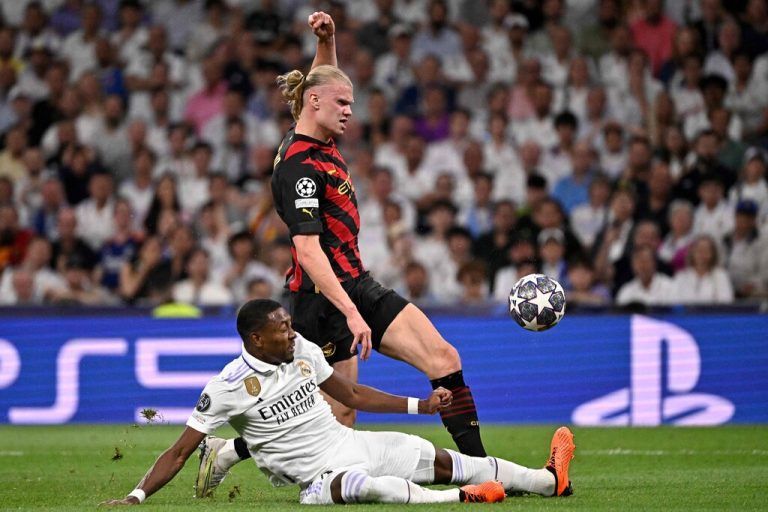 Auf David Alaba wartet das nächste Duell mit Erling Haaland und Manchester City.ap