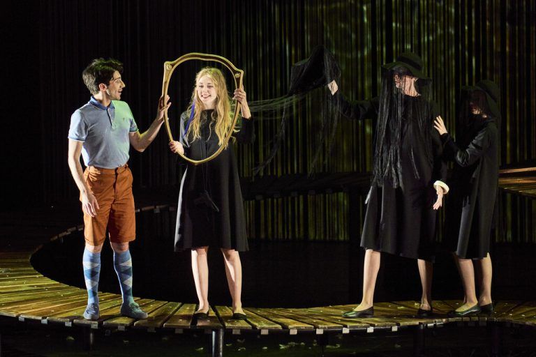 Bei der Aufführung von „Die Zauberflöte - Der Klang des Friedens“ konnten die Kinder mitsingen und mitspielen. Anja Köhler