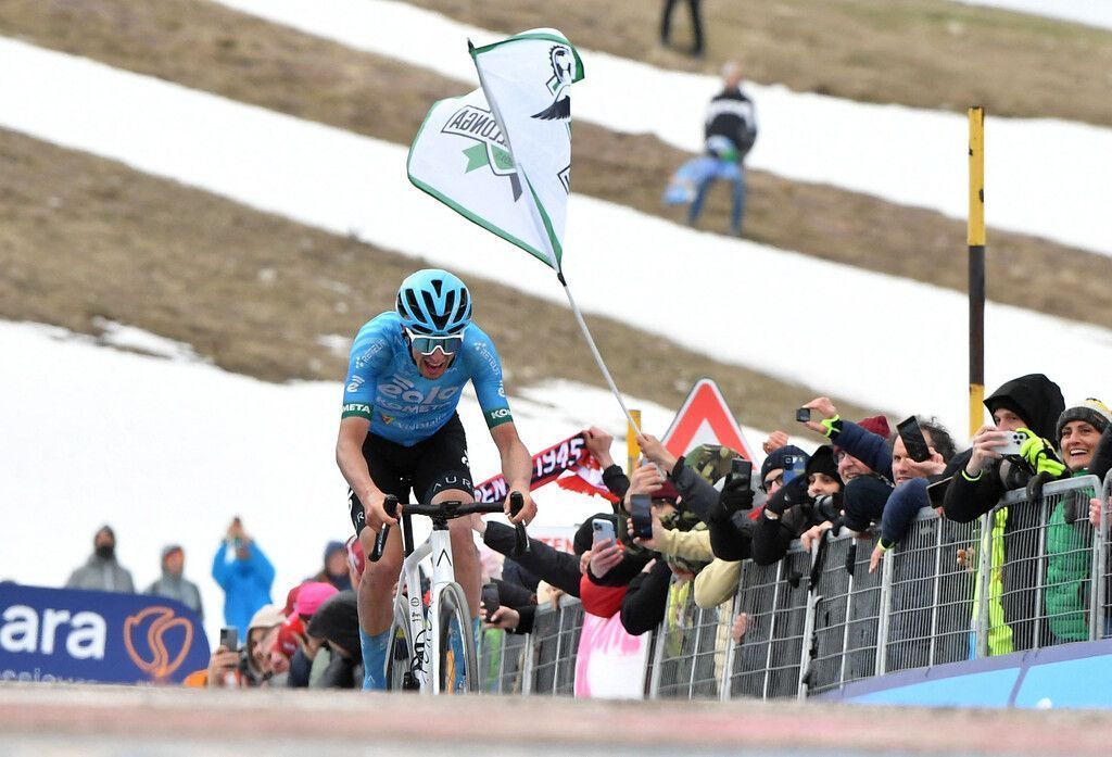 Ausreißersieg bei Giro-Ankunft am Gran Sasso