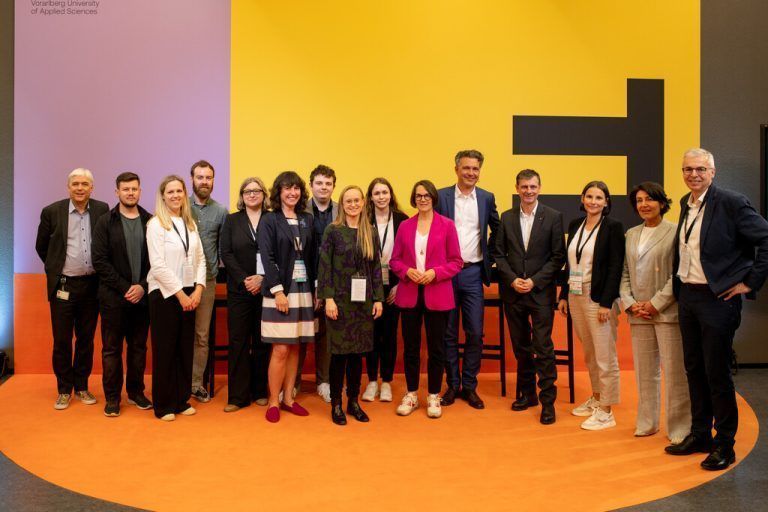 Der Business Summit an der Fachhochschule zum Motto „Future Organisations – wie werden wir in Zukunft arbeiten?“. fhv/Riedmann