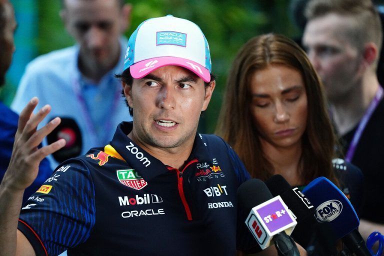 Der Doppelsieg in Baku macht Mut: Sergio Perez.apa