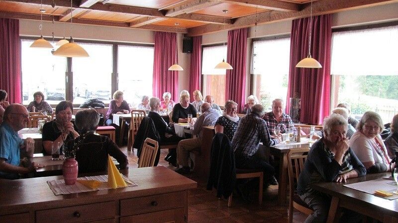 Eingesendet. Vereinsnachrichten aus dem Bezirk