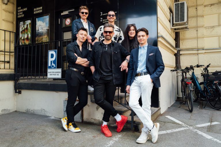Die See-Atelier-Crew mit Manuel Riesterer, Raphael Sturm, Michael Kreyer, Dario Fink, Lee Bueki sowie Emanuel Wiehl. evasutter