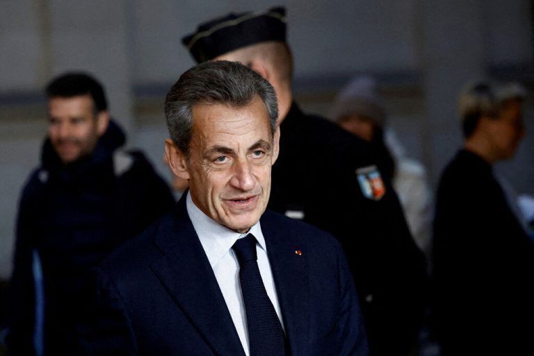 Frankreichs Ex-Präsident Nicolas Sarkozy hat das Berufungsverfahren verloren und ist wegen Bestechung verurteilt. Reuters