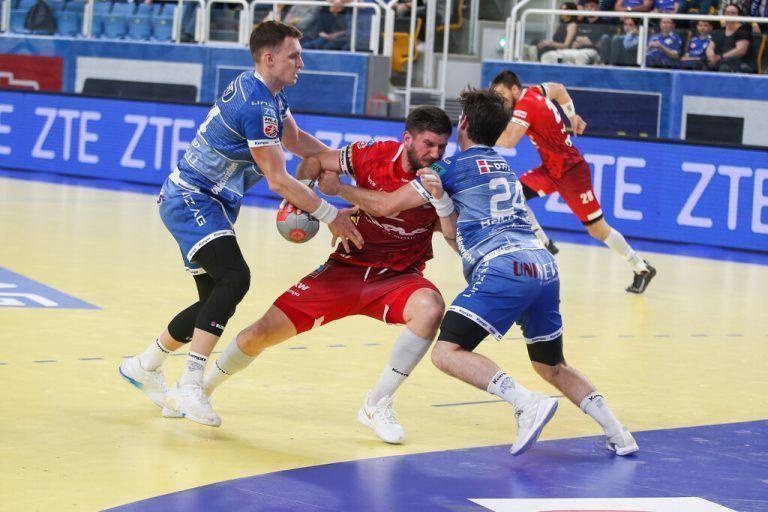 Hard-Kreisläufer Jadranko Stojanovic wurde von seinen zukünftigen Linzer Teamkollegen in der Viertelfinalserie gestoppt. GEPA