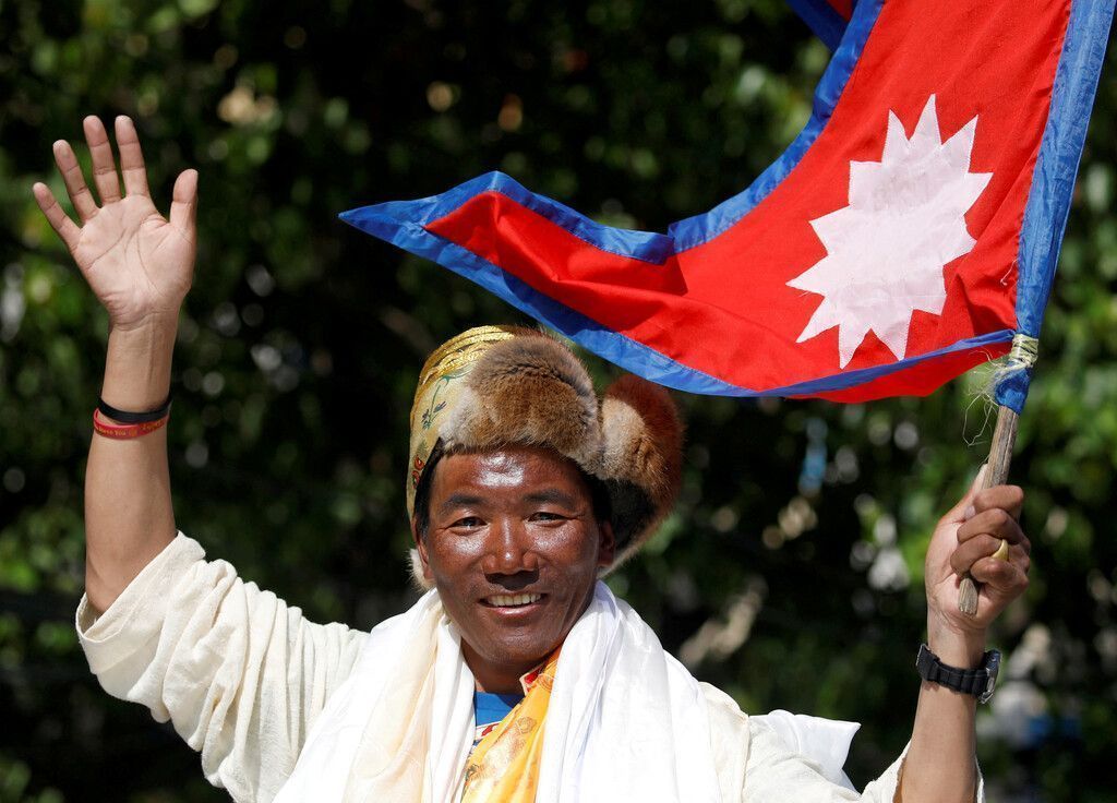 Bergführer bezwingt den Mount Everest zum 27. Mal