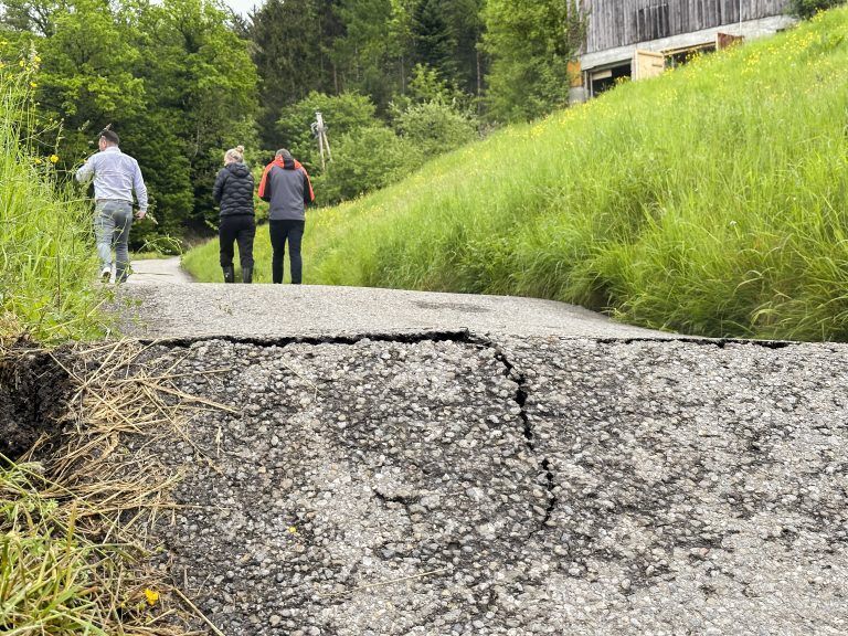 Evakuierung von Häusern beim Hangrutsch in Hörbranz Wetter Unwetter