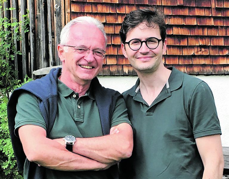 Präsident Gerhard Frontull und Chor­leiter Markus Landerer. SILVIA THURNER