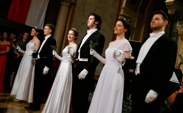 Der Abend stand unter dem Motto "Zämmod feschto z’Wien".