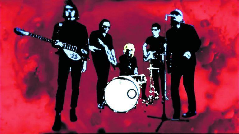 The Black Angels sind durch ihre legendären Live-Auftritte bekannt.