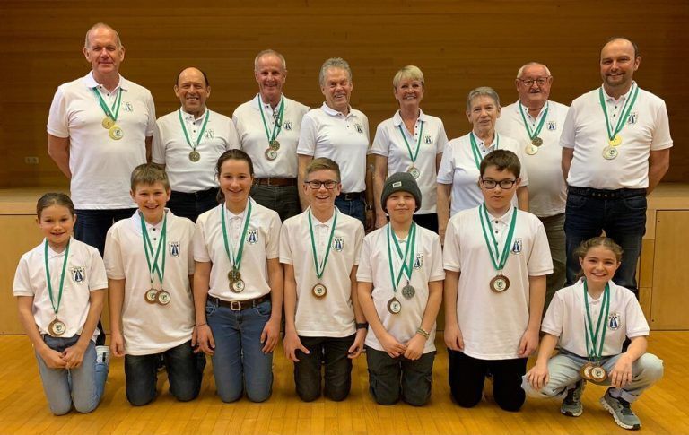 Tolle Erfolge für die Andelsbucher Schützen bei der Luftgewehr-Bezirksmeisterschaft. USG