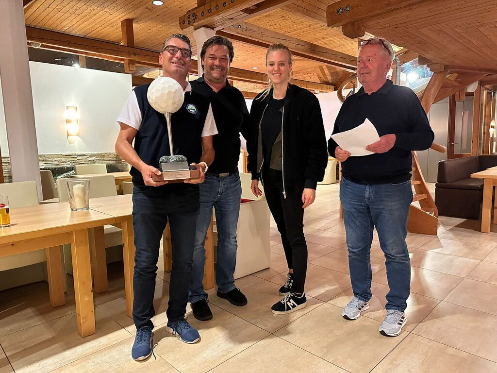 38 Vorarlberger bei der Golfwoche in Klopein