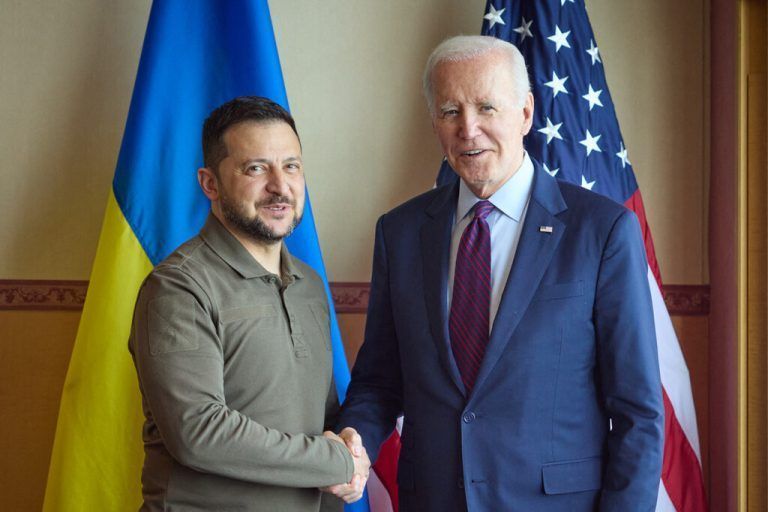 Ukrainischer Präsident Selenskyj und US-Präsident Biden. AFP