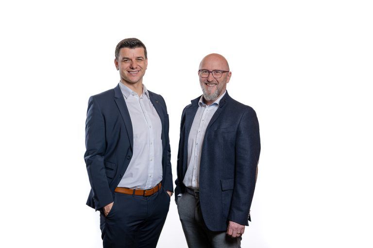 Vorstände Clemens Sutter und Karl Heinz Rusch. raiba