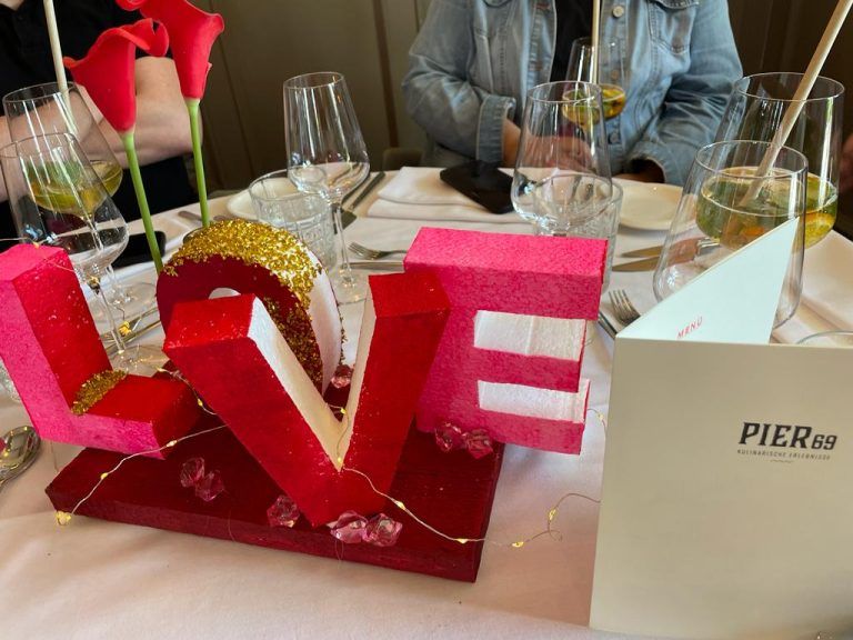 "Love" ist das Motto des diesjährigen Varieté am Bodensee. <span class="copyright">rm</span>