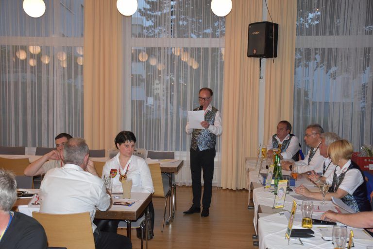 Gernot Reumüller bedankte sich für das Engagement der zahlreichen Geehrten.