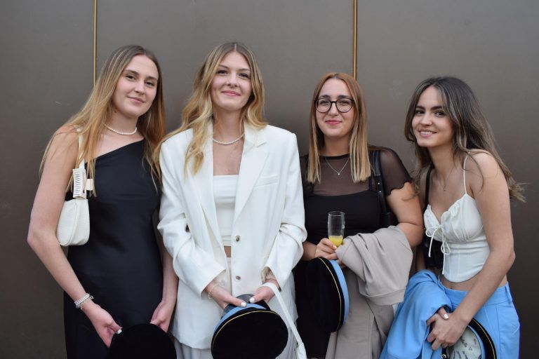 Bei der Zeugnisübergabe gab es Einblicke in die vielfältigen Zukunftspläne der Maturantinnen und Maturanten. <span class="copyright">ME/7</span>