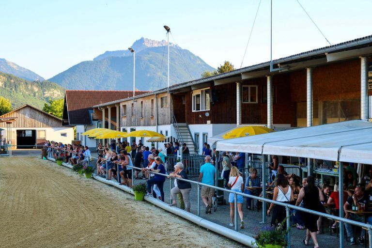Das Springreitturnier am Pferdehof Bösch erfreut sich großer Beliebtheit.