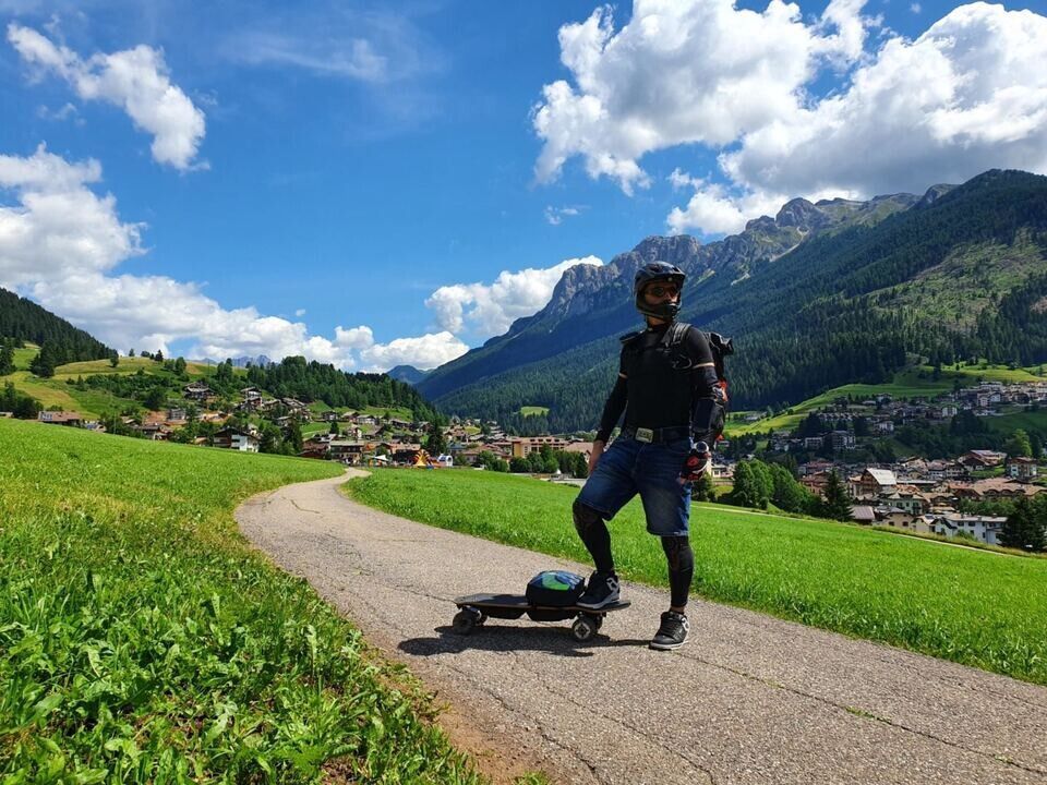 1433 Kilometer auf E-Skateboard: Südtiroler stellte Weltrekord auf