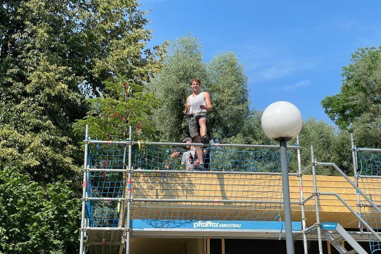 Das Richtfest ist eine alte Handwerker-Tradition.