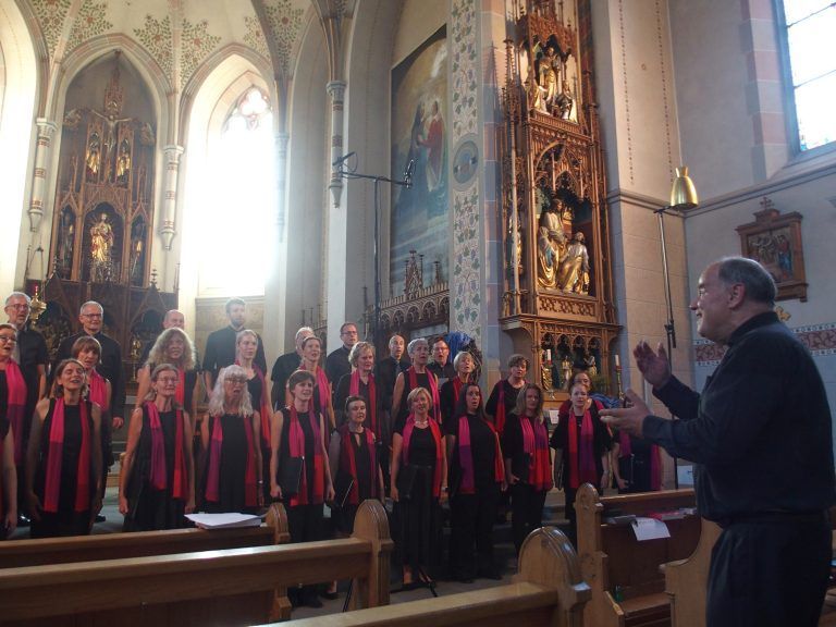 Der Bogen schließt sich mit Bachs Choralbearbeitung „Jesus bleibet meine Freude“.