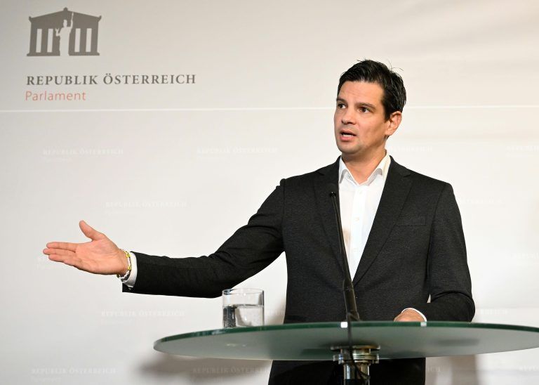 Hannes Amesbauer ist Sicherheitssprecher der FPÖ. <span class="copyright">APA/HELMUT FOHRINGER</span>