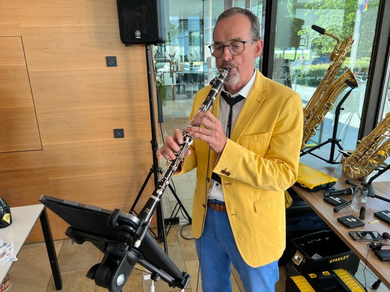 Christoph Hinteregger sorgte für die musikalische Umrahmung.