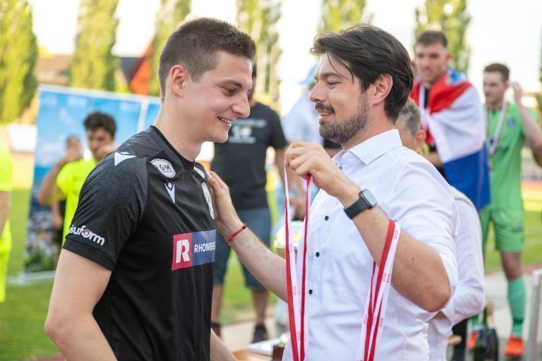 Florian Prirsch bleibt den Bregenzern treu. <span class="copyright">Rhomberg</span>