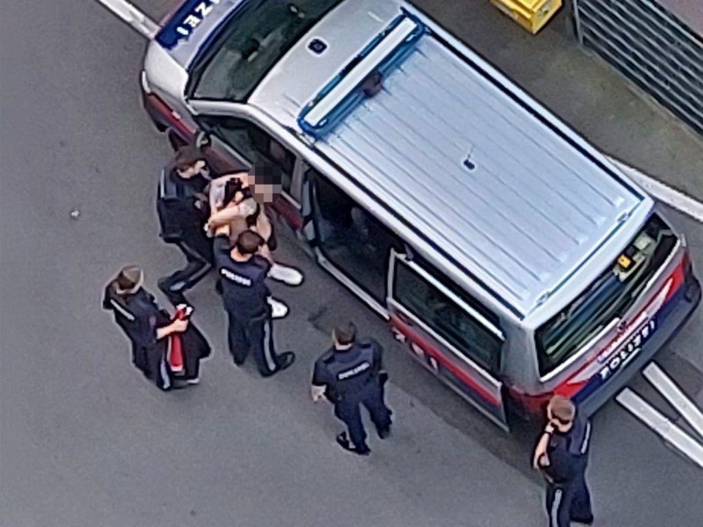 Dramatische Szenen: Cobra-Einsatz im Melanie-Hochhaus in Lochau