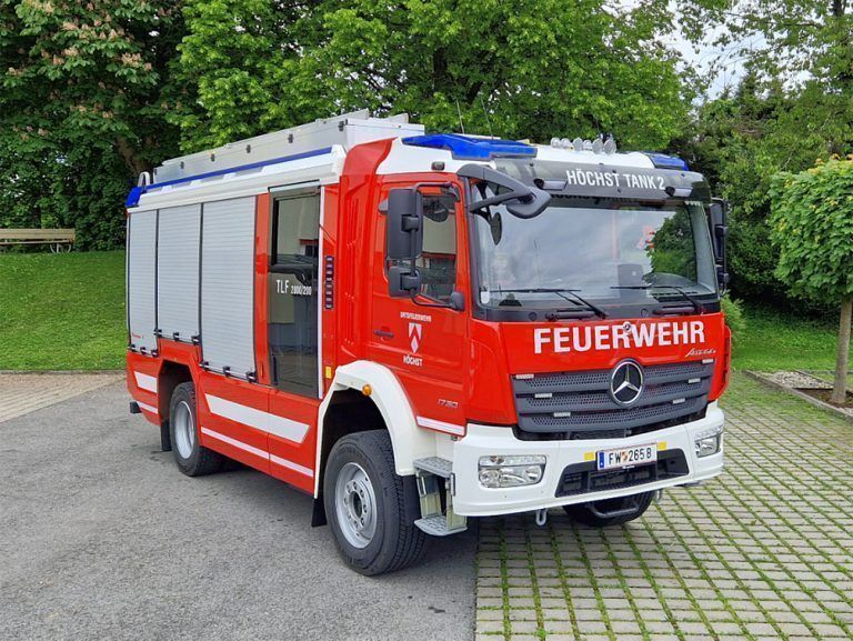 Das neue Einsatzfahrzeug der Höchster Wehr ist für technische Einsätze ebenso gerüstet wie zur Brandbekämpfung. <span class="copyright">AJK/2</span>