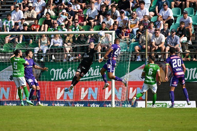 Domenik Schierl ist der große Rückhalt bei der Lustenauer Austria. Der 29-Jährige entwickelte sich zu einem der besten Goalies der Liga.gepa