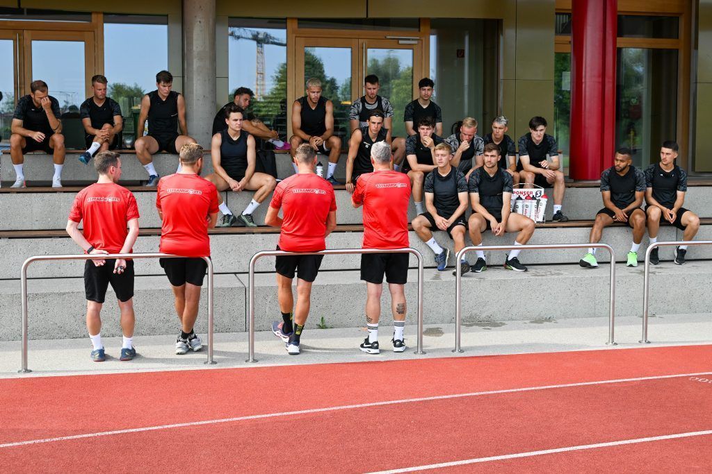Ein erstes Treffen alter Bekannter