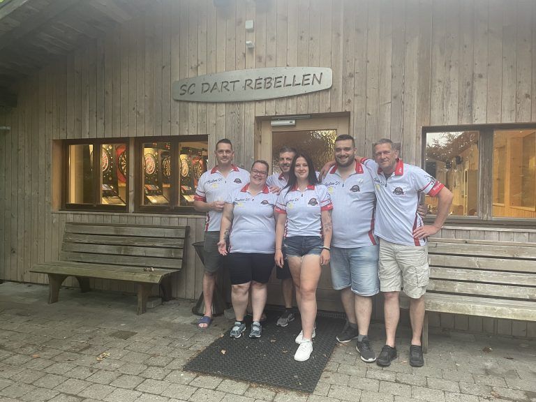 Zweimal wöchentlich steht für die Dart Rebellen Training im Klubheim in Bersbuch an. In die Renovierung des Vereinslokals hat das Team insgesamt 4000 Stunden investiert. <span class="copyright">VN/MEF</span>