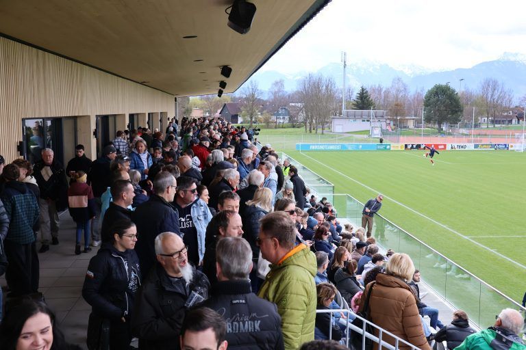 Die ersten Bewährungsproben hat die neue Sportanlage bereits bestanden.