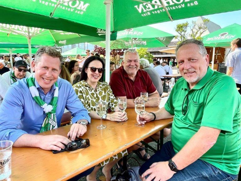 AK-Präsident Bernhard Heinzle, Nadja Knapp, Didi Brunner, Hubi Hämmerle.