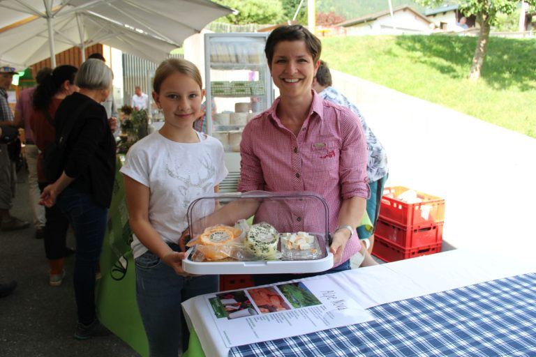 Ebenfalls mit von der Partie: Birgit und Valentine Biermeier von der Alpe Nova.