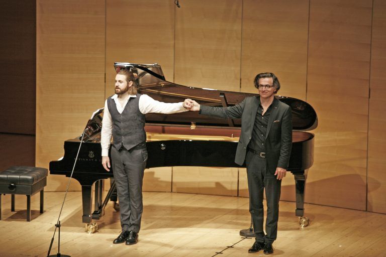 Standing Ovations für Konstantin Krimmel und Daniel Heide.