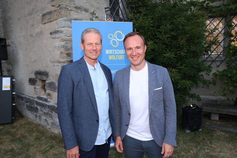 Claudius Bereuter (Gmeiner Papierhülsen) und Stefan Oberhauser (Gebrüder Weiss).