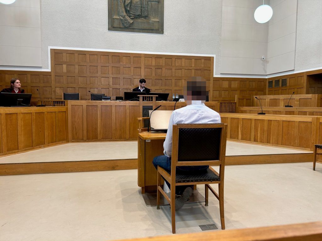 Weshalb ein Landwirt zwei Strommasten gefällt haben soll